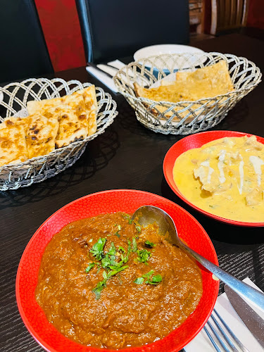 Tandoori Cuisine & Bar Indian Restaurant - Hospitality and gastronomy