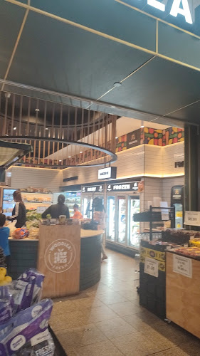 Woodlea Town, Shop T-05 & T-06/2 Lim Wy, Aintree VIC 3336