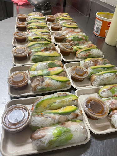 Comentarii opinii despre Early Birds Chicken