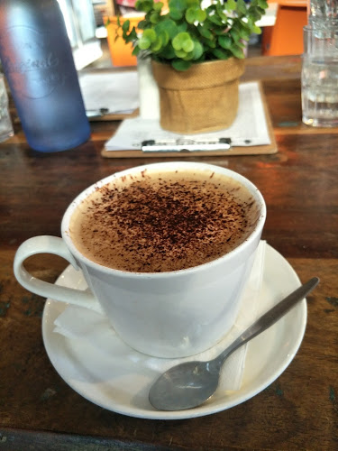 Born Wild Wholefoods + Espresso - Townsville City