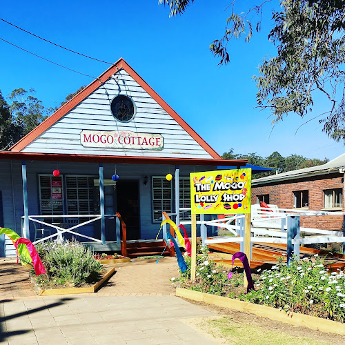Mogo Lolly Shop