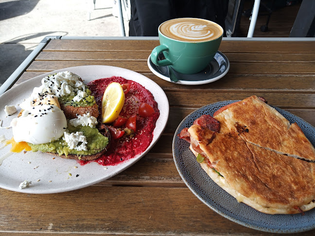 Glee Coffee Roasters Erina Heights - Hospitality and gastronomy