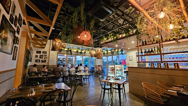 Opinii despre Infusion Cafe & Thai în Maroochydore - Hospitality and gastronomy