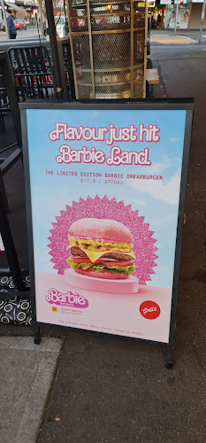 83 Flinders Ln, Melbourne VIC 3000