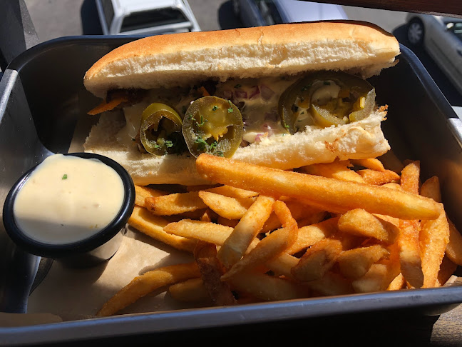 The Oxford Bathurst - Bathurst