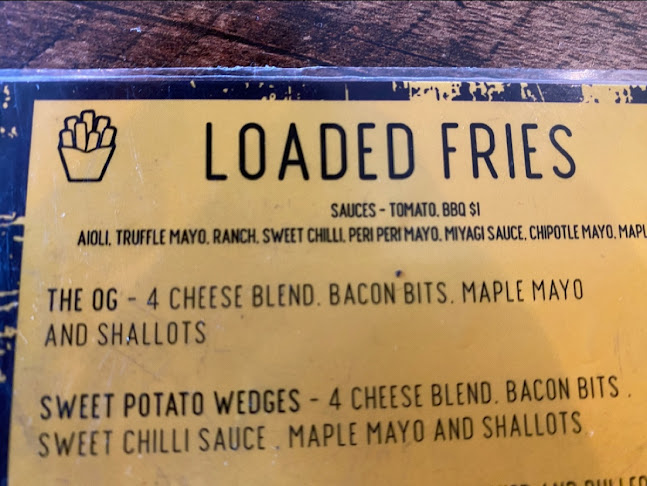 Two Hungry Bears Narrabeen - Hospitality and gastronomy