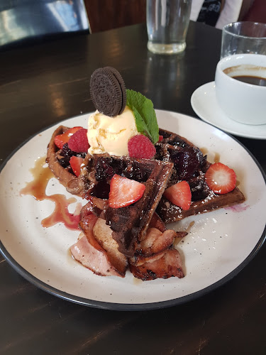 68 Lansdowne Cres, West Hobart TAS 7000