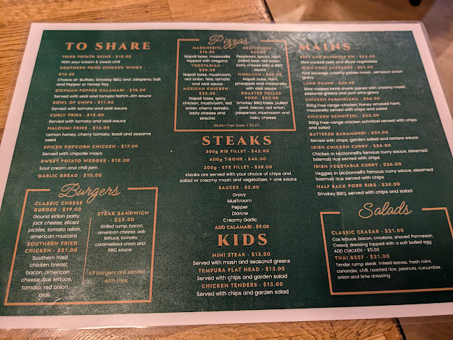 Waxy's Irish Pub and Skyline Roof Top Bar - Surfers Paradise