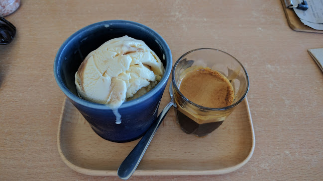 Island Time Espresso Bar - Hospitality and gastronomy