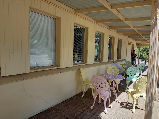 Middleton Ice-Cream and Chocolates