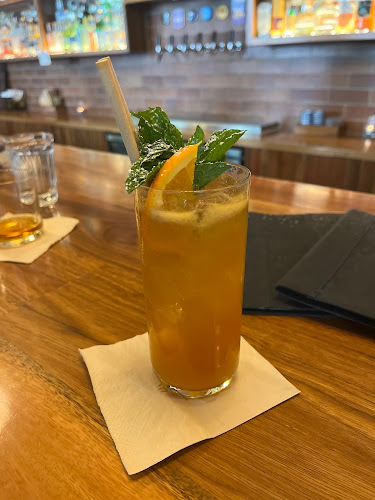 Frog's Hollow Saloon