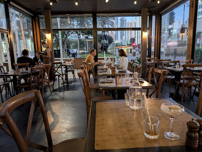 3/3018 Surfers Paradise Blvd, Surfers Paradise QLD 4217