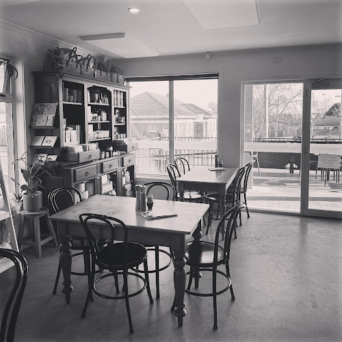 Clove Cafe - Hospitality and gastronomy