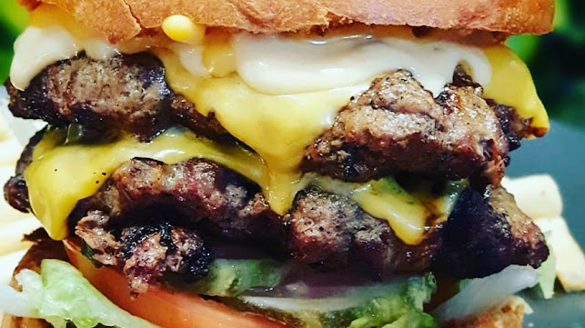 Opinii despre Fatmans Burgers and Grill în Warrawong - Hospitality and gastronomy