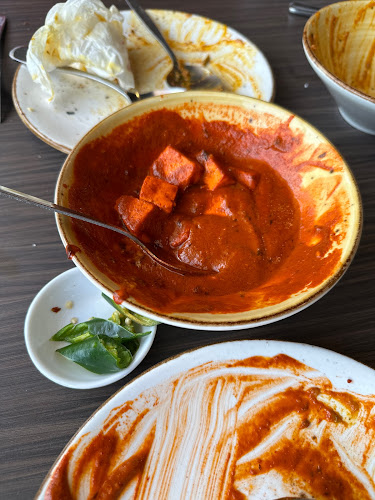 Comentarii opinii despre Mela Indian Sweets and Eats