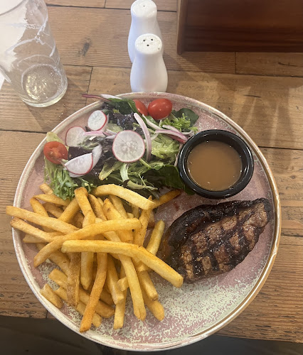 841 Moggill Rd, Kenmore QLD 4069