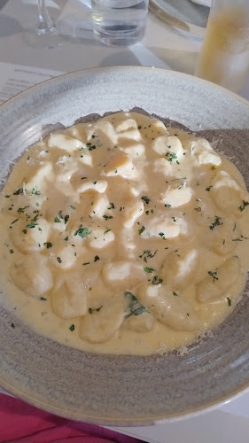 Opinii despre Bistro Bellavista în East Perth - Hospitality and gastronomy