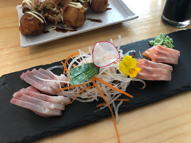 Comentarii opinii despre Tomodachi Izakaya & Bar