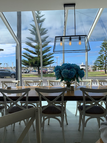 Albert & Co - Hospitality and gastronomy