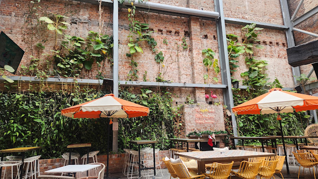 The Lucky Hotel - Hospitality and gastronomy