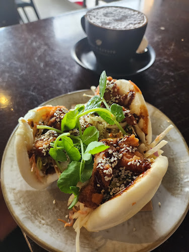 Comentarii opinii despre Cafe Lava