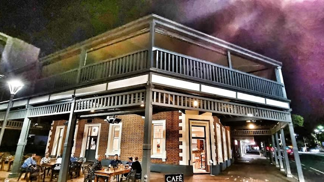 Colonel Light Tullula Bright - Hospitality and gastronomy