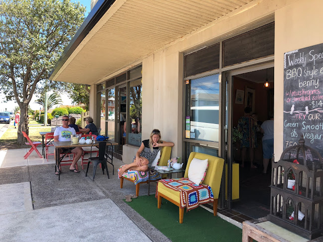 Two Birds Gallery Cafe