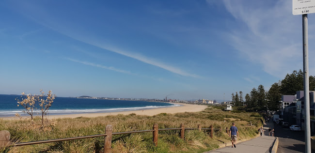 Steamers Bar and Grill - Hospitality and gastronomy