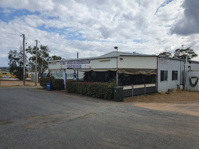 R & K Fork & Take Away - Hospitality and gastronomy