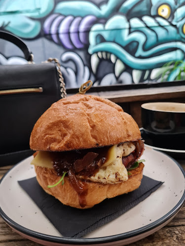 Social Grounds Cafe - Hospitality and gastronomy