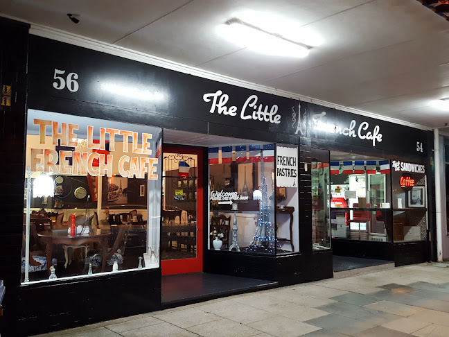 Comentarii opinii despre The Little French Cafe