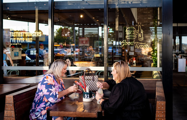 Grill'd Burgers - The Willows - Townsville City