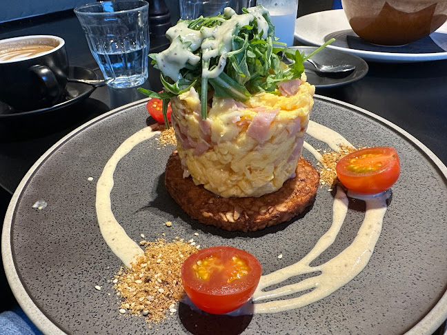 Maple + Clove - Hospitality and gastronomy