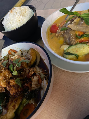 Chilli & Basil Thai Restaurant - Hospitality and gastronomy