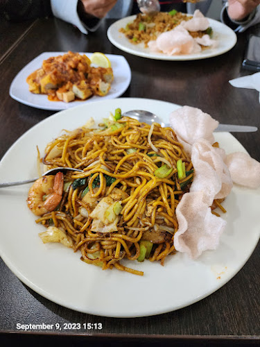 Comentarii opinii despre Pondok Daun Restaurant