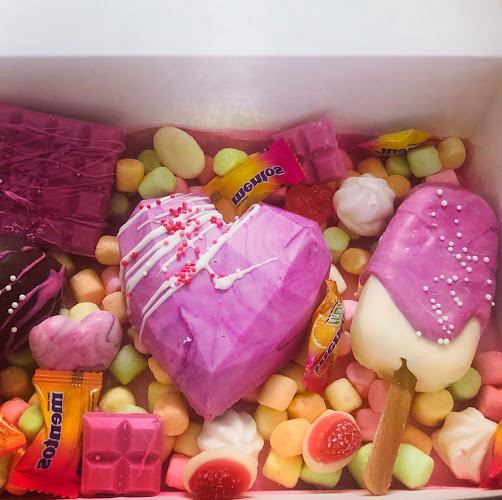 Tanyascakesnsweets - Hospitality and gastronomy