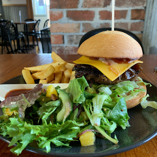 Caldermeade Farm & Cafe - Melbourne