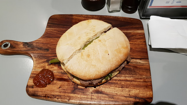 Opinii despre La Bohemia Cafe în Noble Park - Hospitality and gastronomy