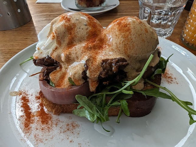 Opinii despre Ample Cafe & Bar în North Melbourne - Hospitality and gastronomy