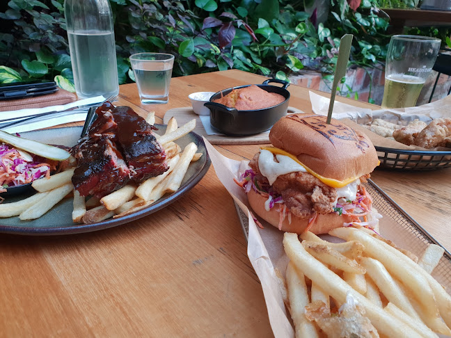 Comentarii opinii despre The Lucky Hotel