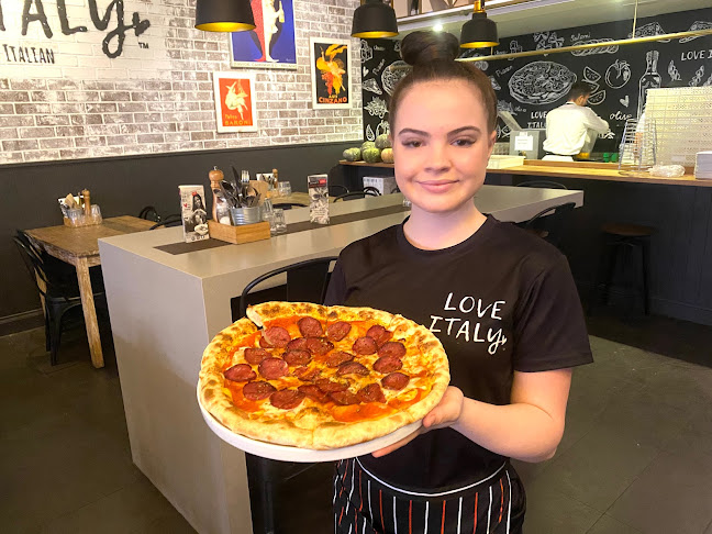 Love Italy Restaurant & Bar - Surfers Paradise Beach - Surfers Paradise