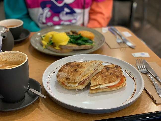 Comentarii opinii despre Citi Cafe