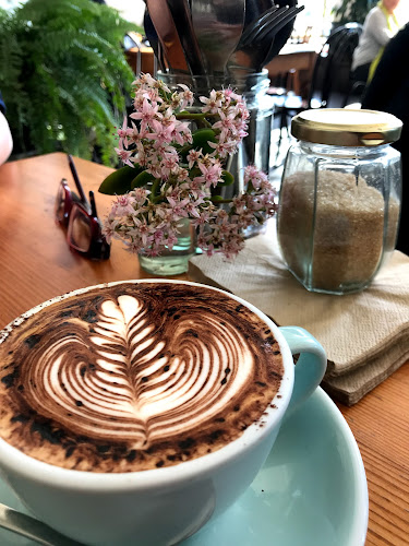 Momo Wholefood - Newcastle