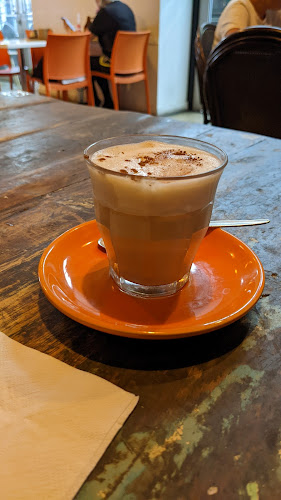 Born Wild Wholefoods + Espresso - Hospitality and gastronomy