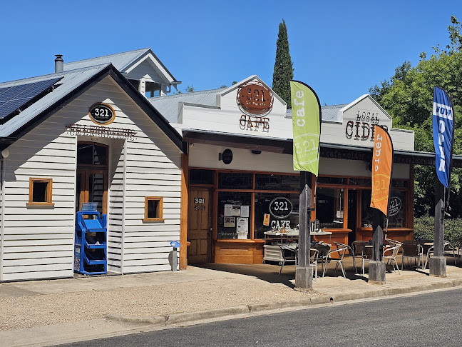 Opinii despre 321 Cafe Learmonth în Melbourne - Hospitality and gastronomy