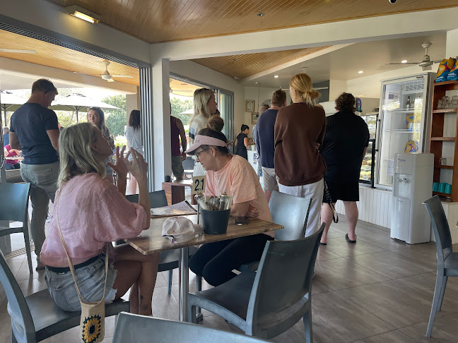 Opinii despre One on La Balsa în Buddina - Hospitality and gastronomy