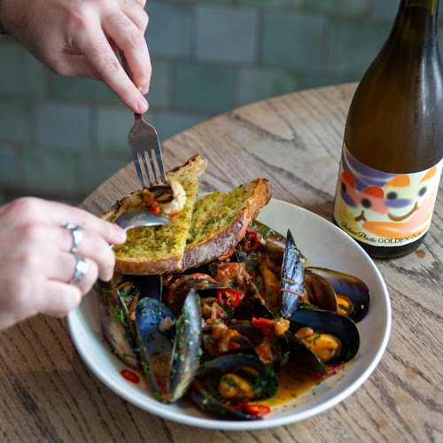 Comentarii opinii despre Le Pub and Bottle Shop