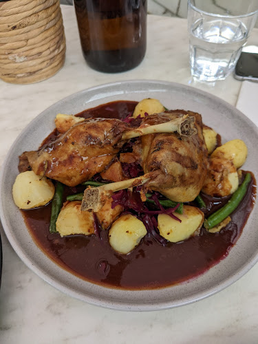 Comentarii opinii despre King Henry’s Restaurant