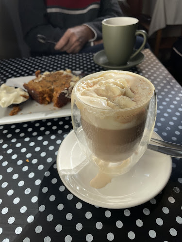 Opinii despre Vintage Hall Cafe în Melbourne - Hospitality and gastronomy