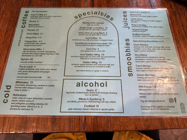 Opinii despre House of Hubert în Tugun - Hospitality and gastronomy